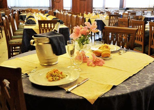 Hotel Centro Turistico Gardesano بوسولينغو المظهر الخارجي الصورة